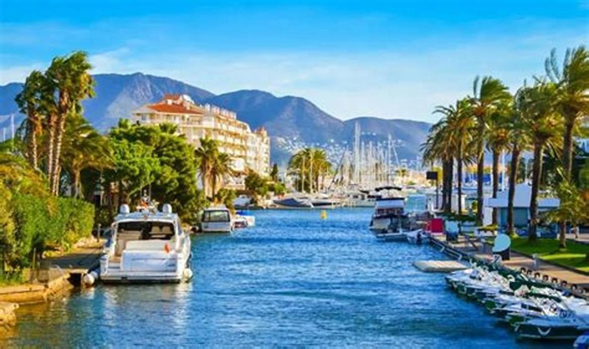 Greserva Kar-Centro, Junto A La Playa, 3 Piscinas, Wifi, Clima, Restaurantes 2024 Empuriabrava Exteriér fotografie